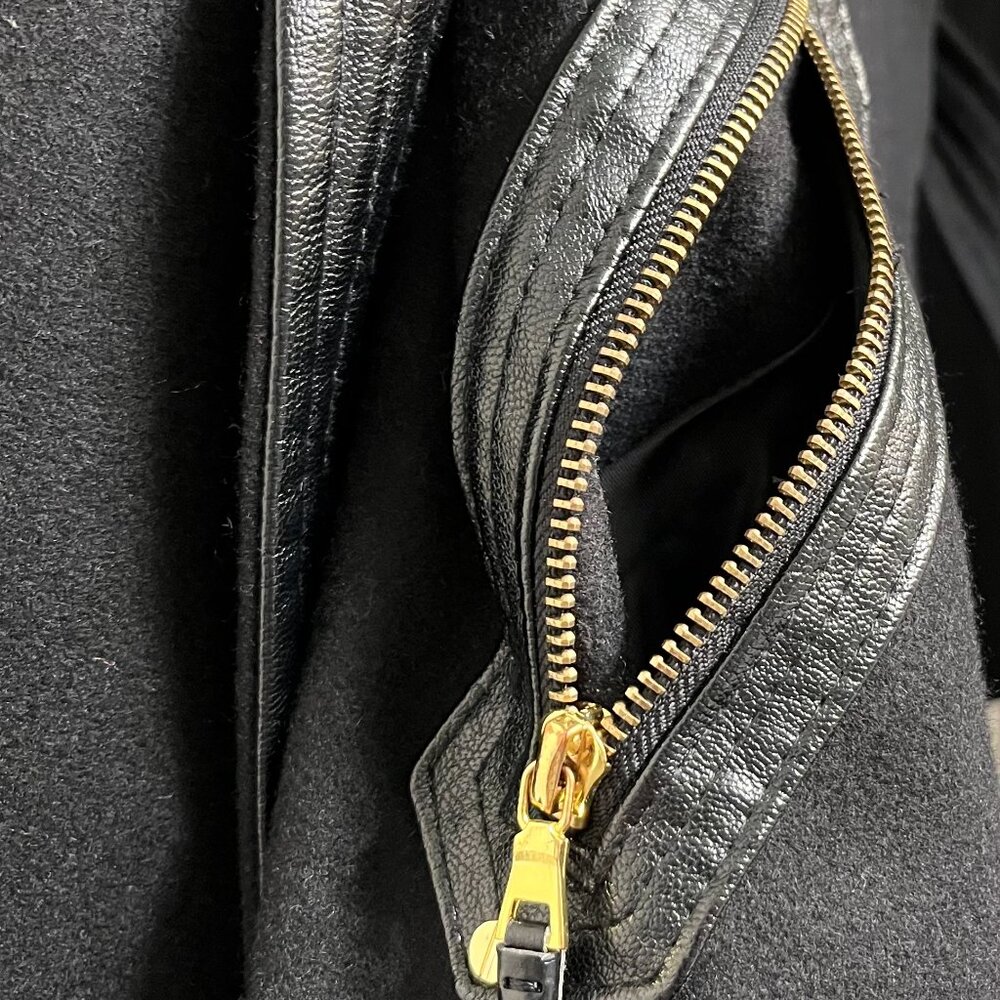 Winter coat - Picture 11 of 13